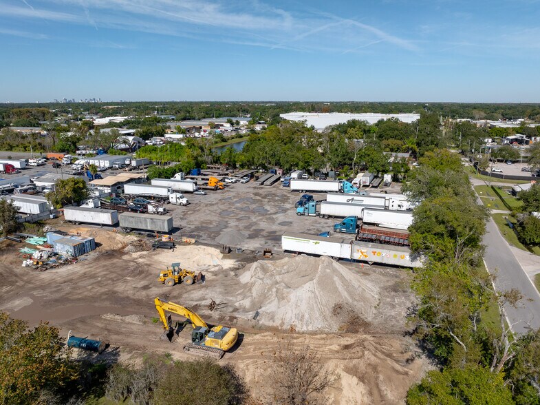 More Photos Of Patch Rd @ Seminole Avenue, Orlando Land For Lease
