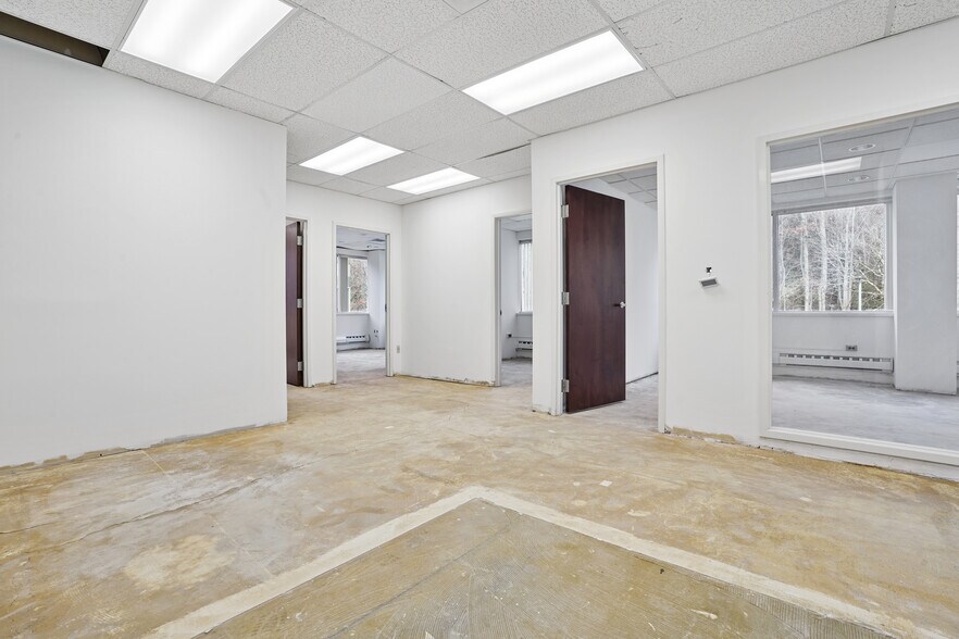 More Photos Of 2740 NJ-10 Suite #201, Morris Plains Office For Sale