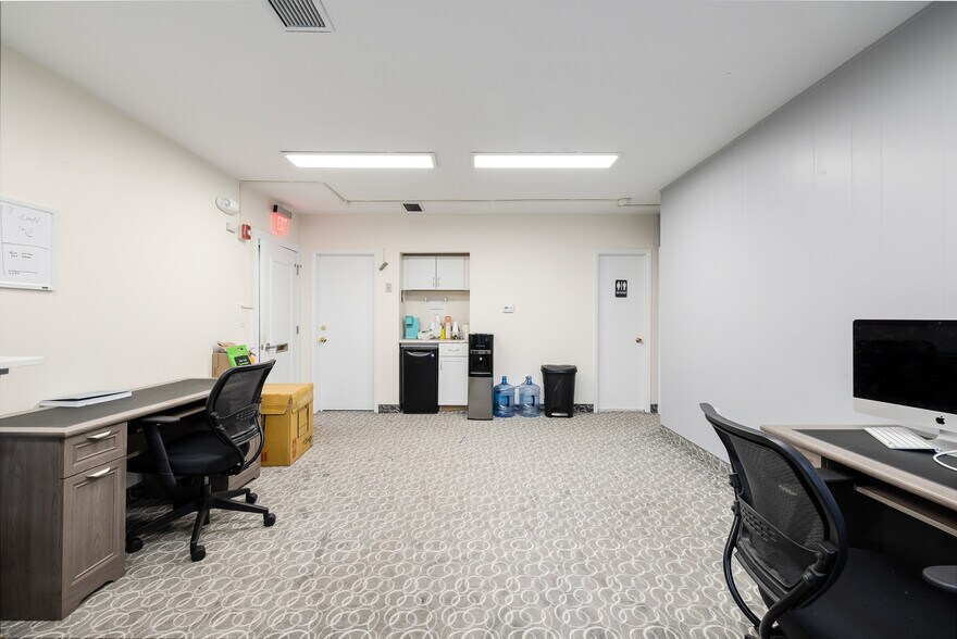 More Photos Of 377 Route 59, Airmont Medical For Lease