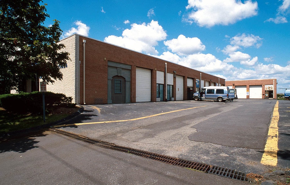 More Photos Of 638 Lofstrand Ln, Rockville Warehouse For Lease