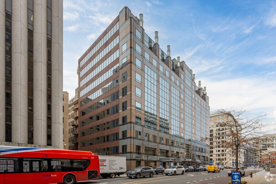 More Photos Of 1250 H St NW, Washington Office For Lease