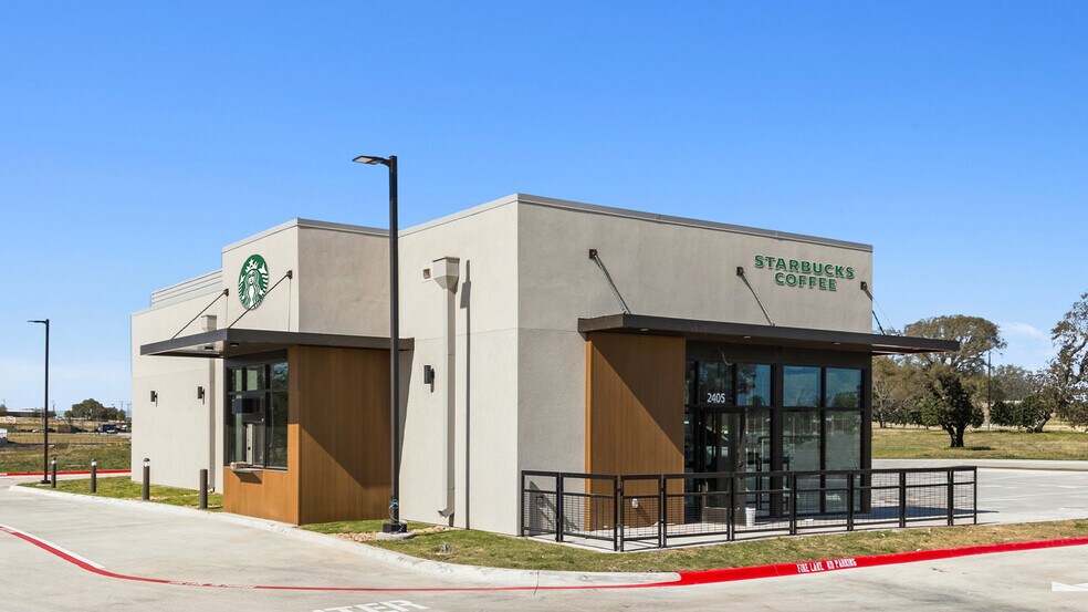 Primary Photo Of 2405 Salado Drive, Salado Fast Food For Sale