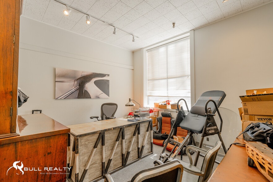 More Photos Of 979 Donnelly Ave SW, Atlanta Warehouse For Sale