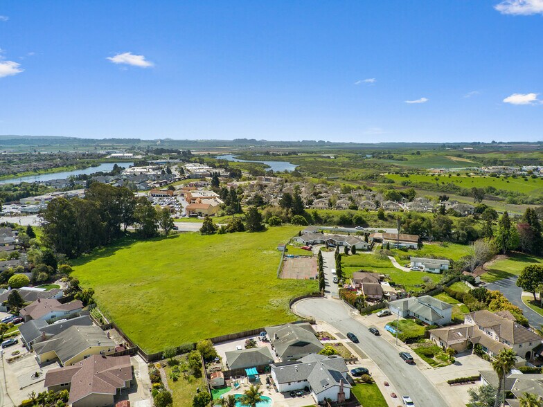 More Photos Of 40 Eileen St, Watsonville Land For Sale