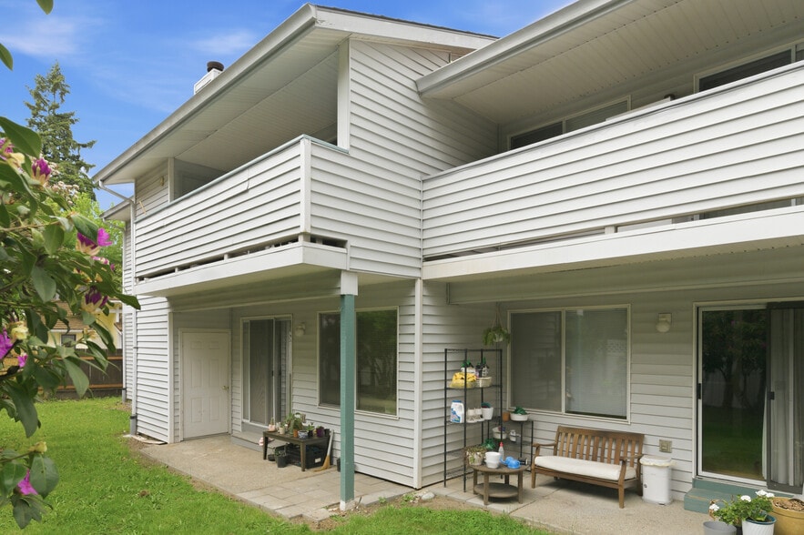 More Photos Of 14020 SE 8th St, Bellevue Apartments For Sale