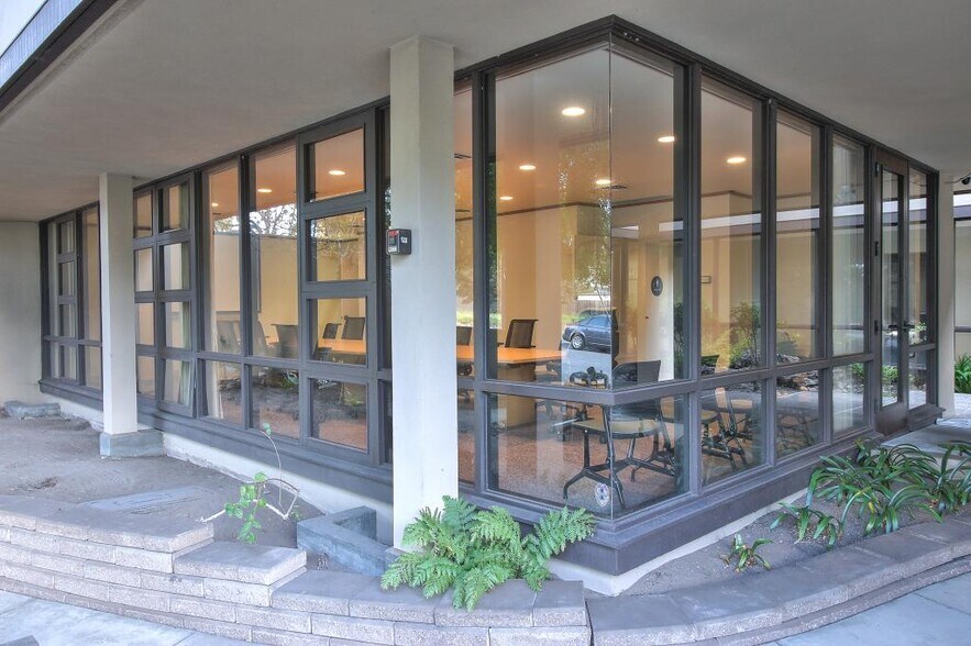 More Photos Of 400 Camino Aguajito, Monterey Office For Sale