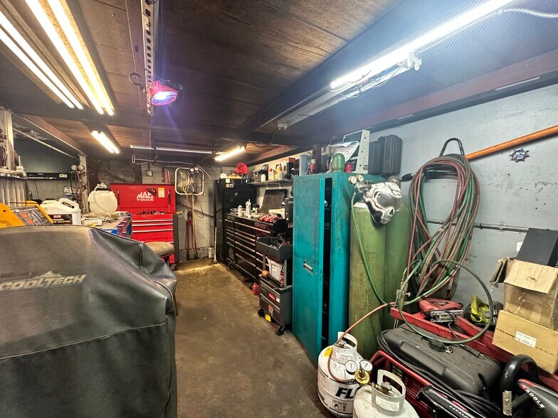 More Photos Of 2223 Pembroke Rd, Hollywood Auto Dealership For Lease