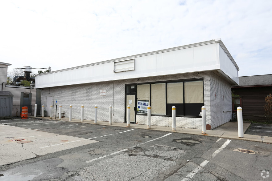 Primary Photo Of 2 Sugarloaf St, South Deerfield Storefront For Sale