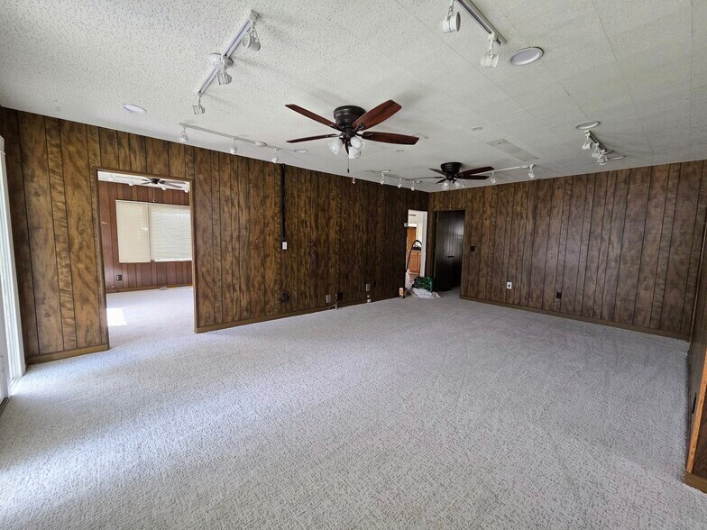 More Photos Of 1810 N Broadway, Santa Ana Medical For Sale