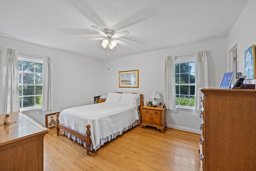 More Photos Of , West Columbia Unknown For Sale