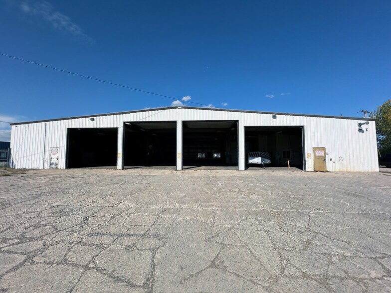 More Photos Of 2400 Myers Rd, Albert Lea Warehouse For Sale