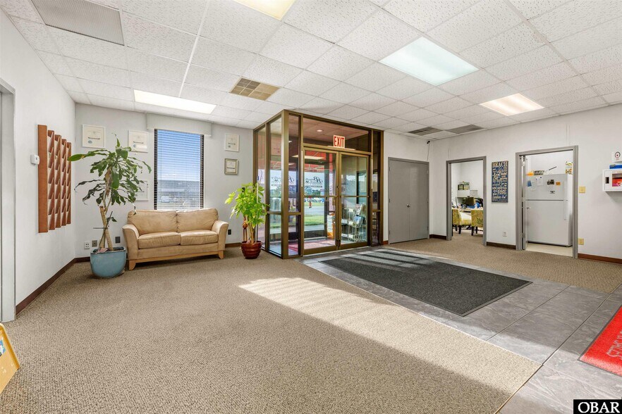 More Photos Of 3719 N Croatan Hwy, Kitty Hawk Flex For Sale