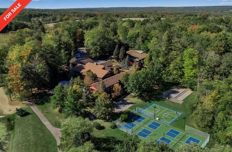 Primary Photo Of 1083 Pit Rd, Java Center Hotel For Sale