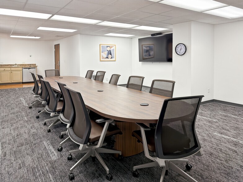 More Photos Of 301 S Polk St, Amarillo Coworking Space