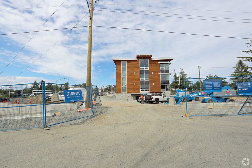 More Photos Of 3645 Tillicum Rd, Saanich Medical For Lease