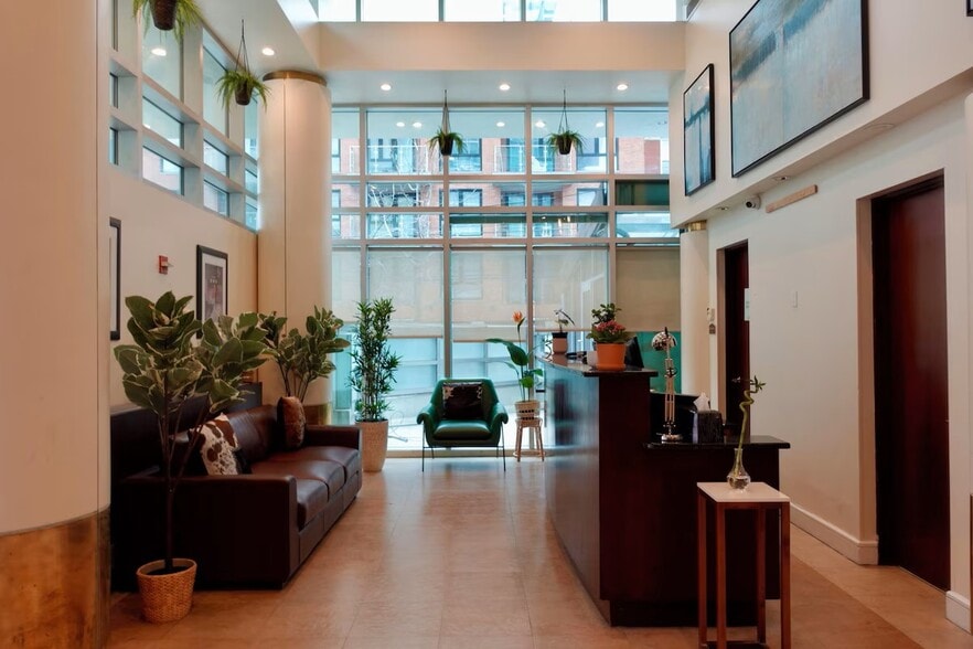 More Photos Of 39-05 29th St, Long Island City Hotel For Sale