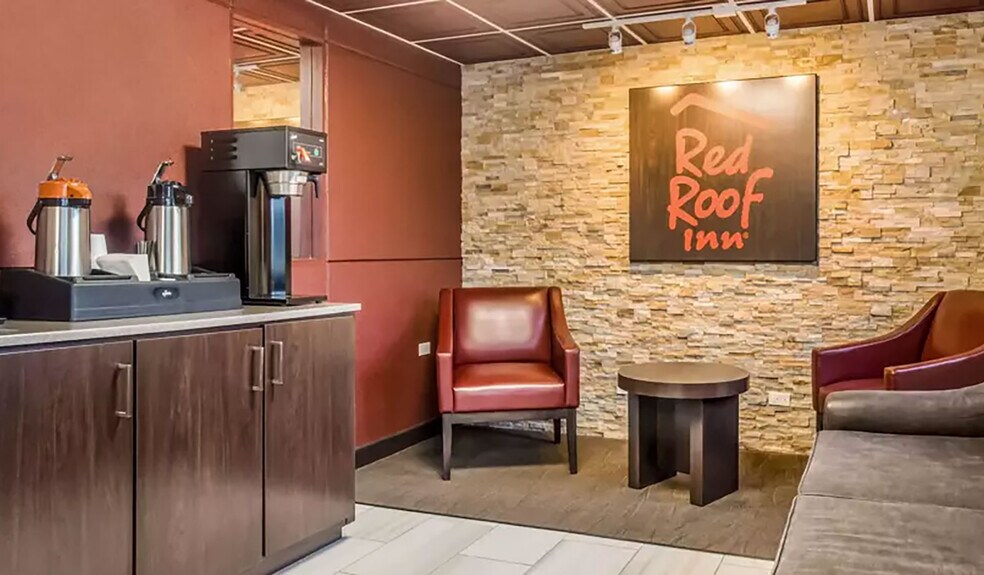 More Photos Of 12340 S Cicero Ave, Alsip Hotel For Sale