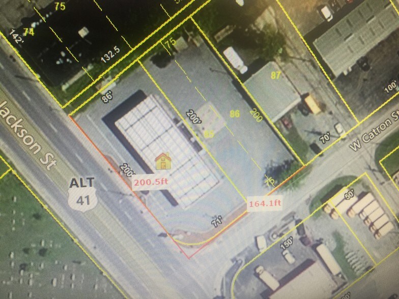 More Photos Of 800 N Jackson St, Tullahoma Service Station For Sale