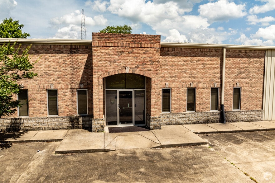 More Photos Of 342 Homestead Rd, Nashville Distribution For Lease
