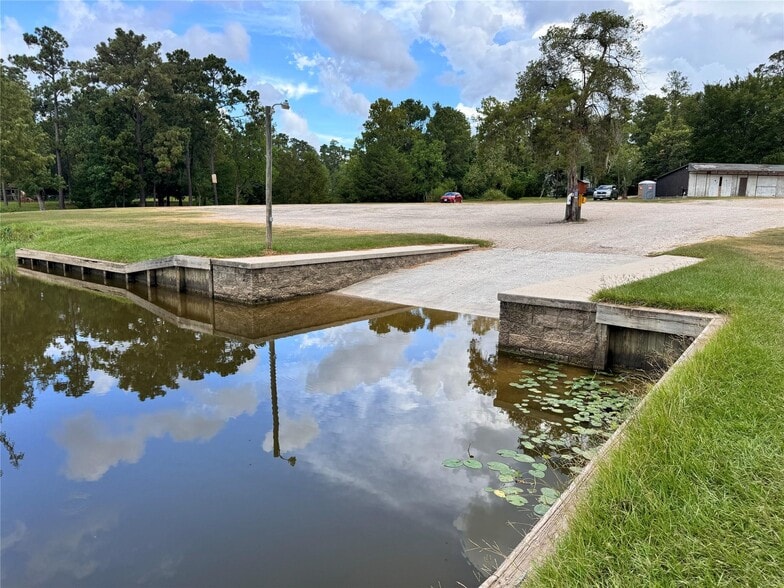 More Photos Of 27400 Pleasure Ln, Huffman Marina For Sale