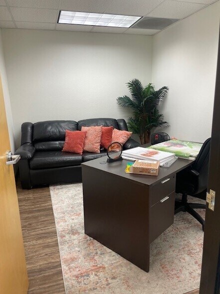 More Photos Of 2423 W Dunlap Ave, Phoenix Office For Sale
