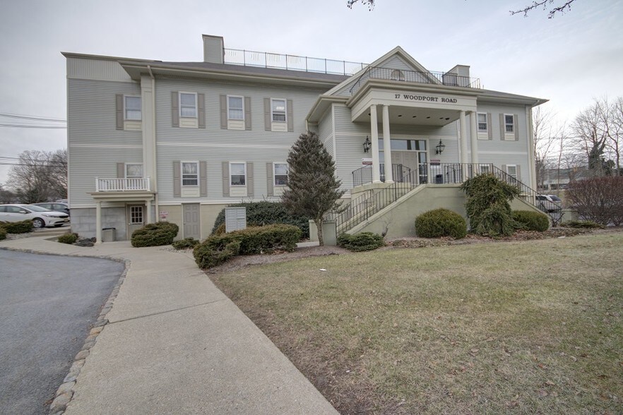 More Photos Of 17 Woodport Rd, Sparta Office For Lease