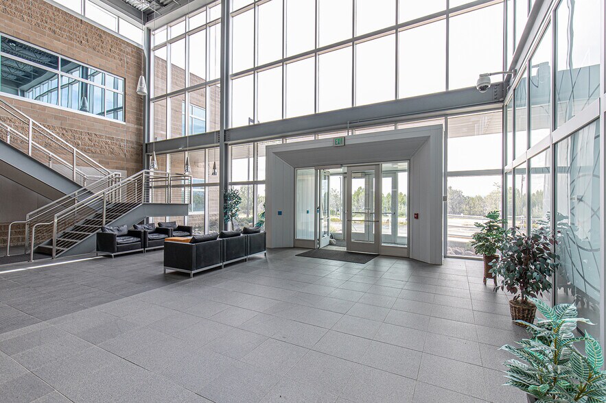 More Photos Of 380 Airport Rd, Ignacio Office Residential For Sale
