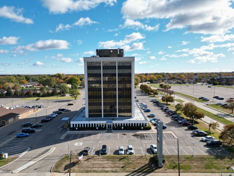 More Photos Of 30500 Van Dyke Ave, Warren Office For Lease