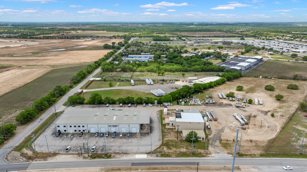 More Photos Of 2375 Walsh Rd, San Antonio Manufacturing For Sale