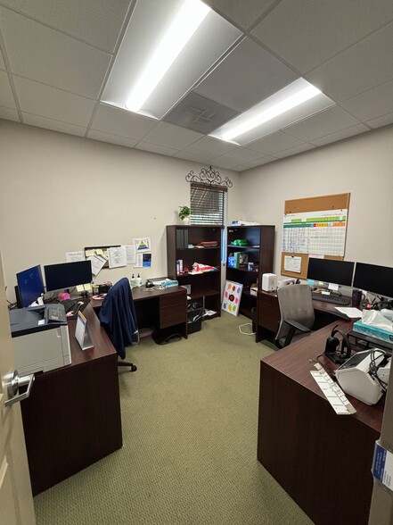 More Photos Of 2701 W St Isabel St, Tampa Medical For Sale