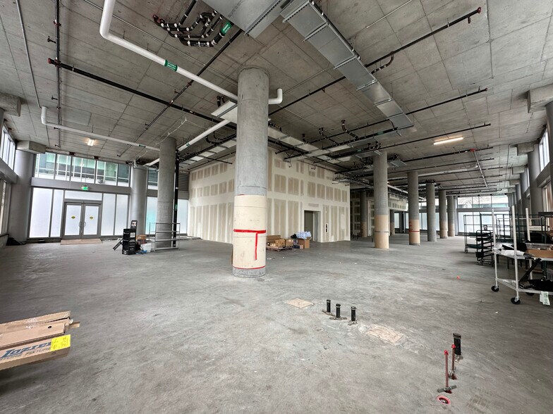 More Photos Of 1177 Market St, San Francisco Unknown For Lease