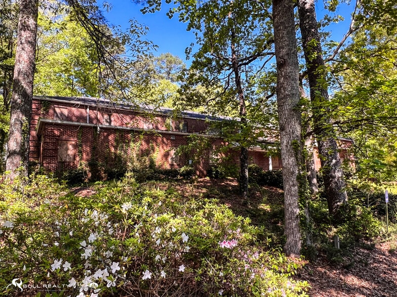 More Photos Of 2605 Ben Hill Rd, East Point Land For Sale