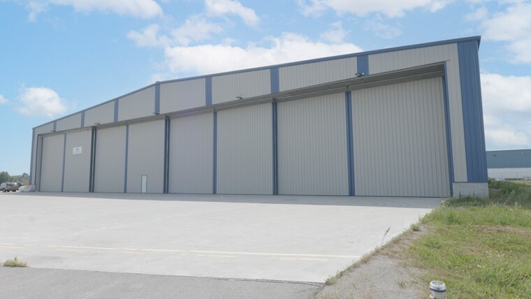 More Photos Of 1180 Keith Ross Dr, Oshawa Airplane Hangar For Sale