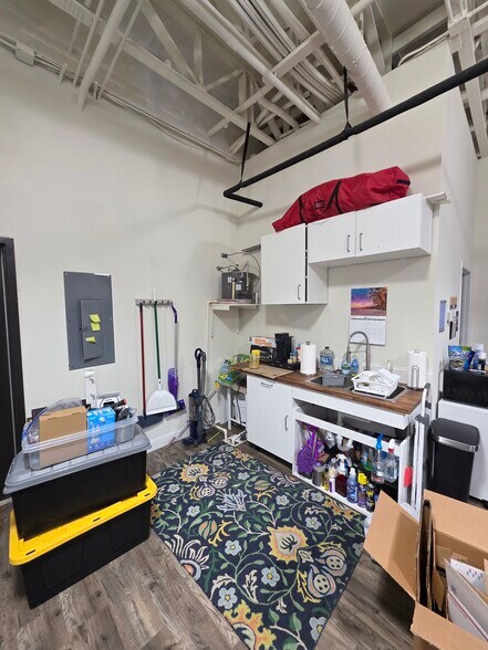 More Photos Of 2851 N Main St, Belton Unknown For Lease