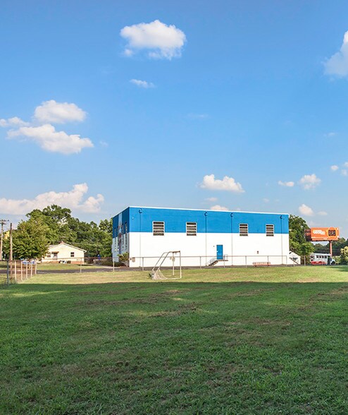 More Photos Of 808 E Pettigrew St, Durham Lodge Meeting Hall For Lease