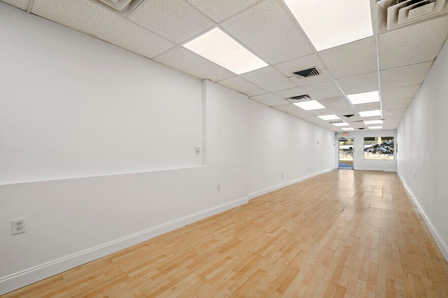 More Photos Of 851-853 Main St, Hackensack Storefront Retail Residential For Lease