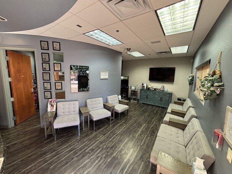 More Photos Of 3336 E Chandler Heights Rd, Gilbert Office For Sale