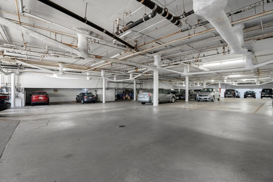 More Photos Of 8560 W Olympic Blvd, Los Angeles Apartments For Sale