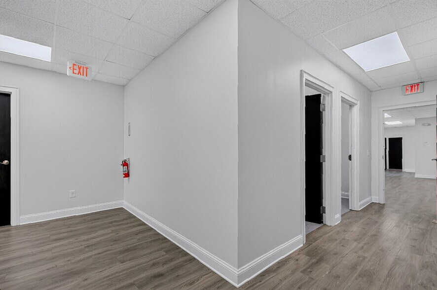 More Photos Of 1930 Charlie Hall Blvd, Charleston Medical For Lease