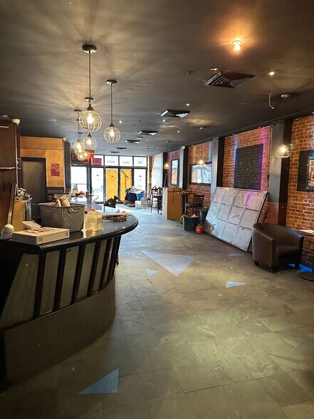 More Photos Of 4303 Broadway, Astoria Apartments For Lease