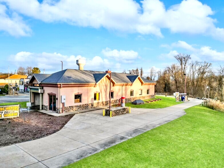 Primary Photo Of 4180 Sunset Blvd, Steubenville Carwash For Sale