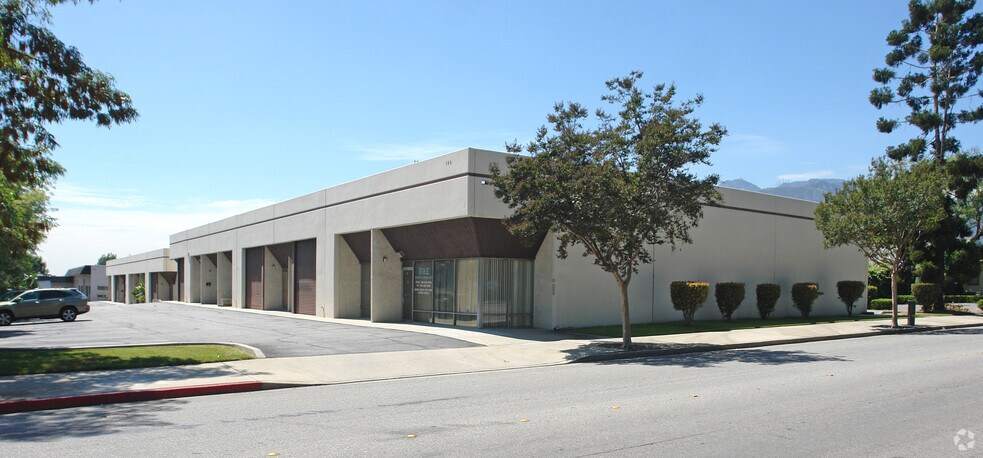 Primary Photo Of 135 E Chestnut Ave, Monrovia Flex For Lease