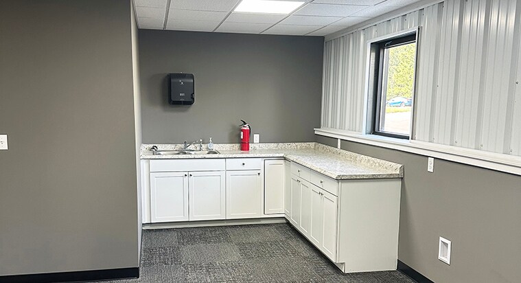 More Photos Of 2362 Greystone Ct, Rockville Warehouse For Lease