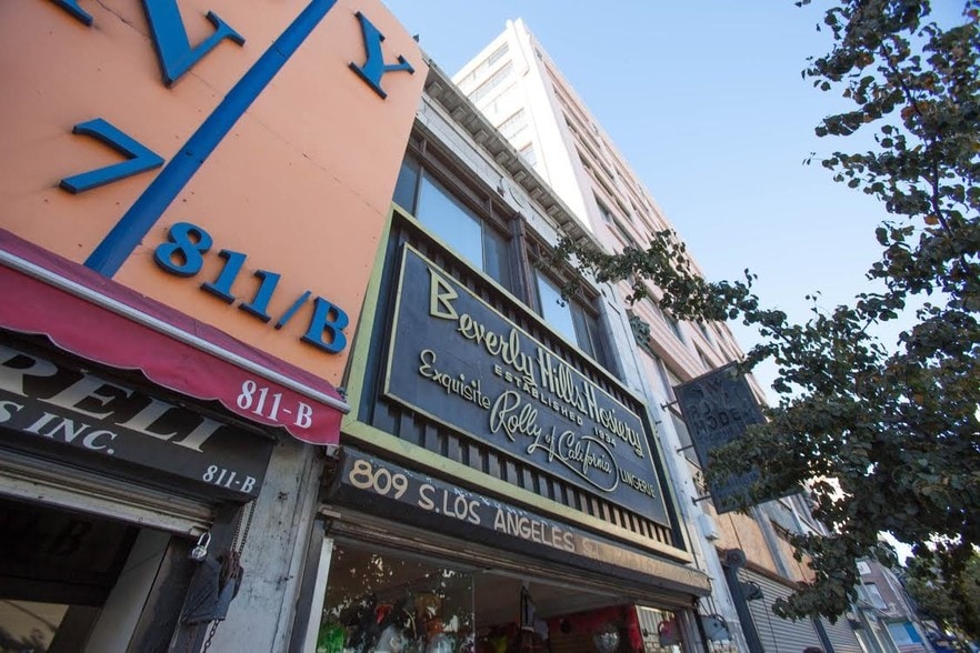 More Photos Of 809-811 S Los Angeles St, Los Angeles Storefront Retail Office For Sale