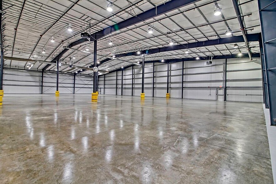 More Photos Of 5811 Sandpiper Dr, Missoula Warehouse For Lease