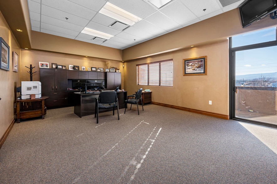 More Photos Of 2474 Patterson Rd, Grand Junction Office For Sale