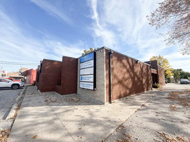 More Photos Of 9833 Tecumseh Rd E, Windsor Medical For Sale