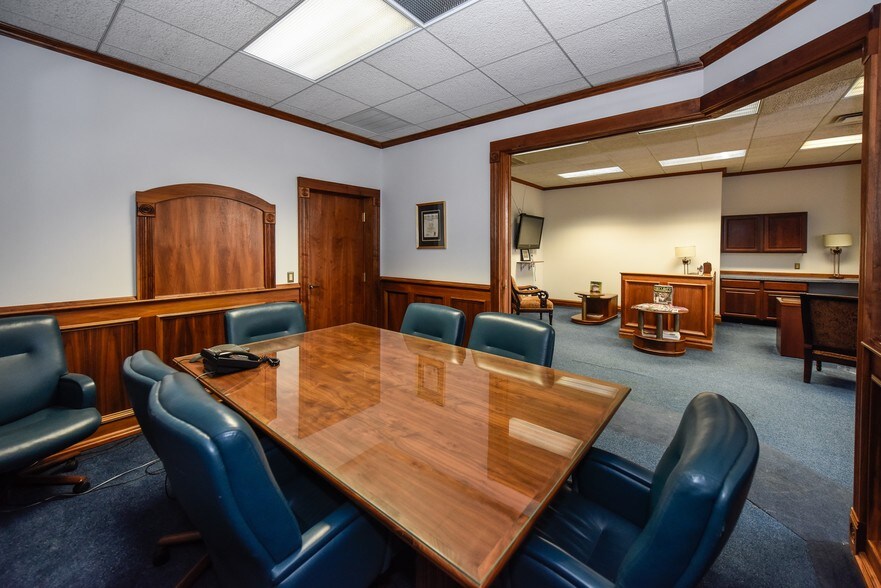 More Photos Of 5266 Seneca St, West Seneca Office For Lease