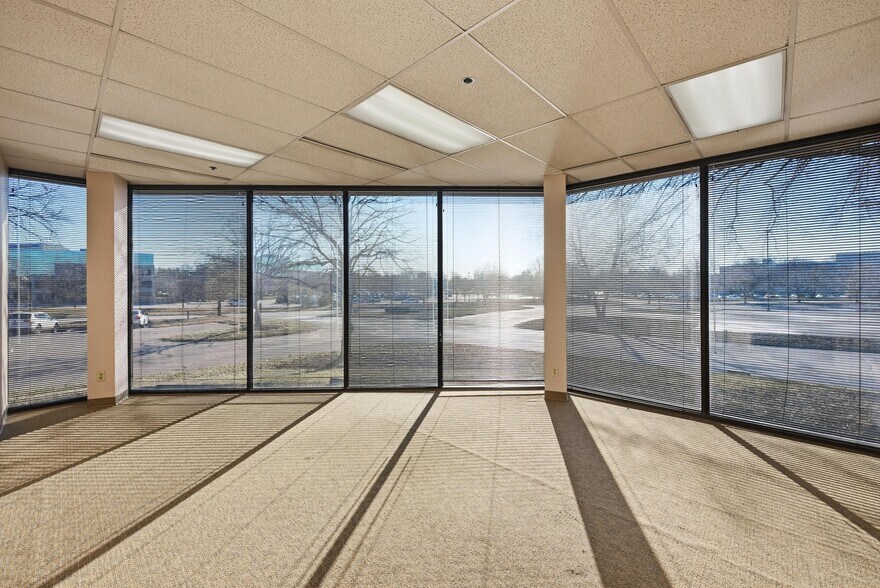 More Photos Of 8790 Governors Hill Dr, Cincinnati Office For Lease
