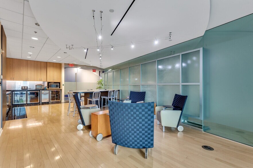 More Photos Of 3475 Piedmont Rd NE, Atlanta Office For Lease